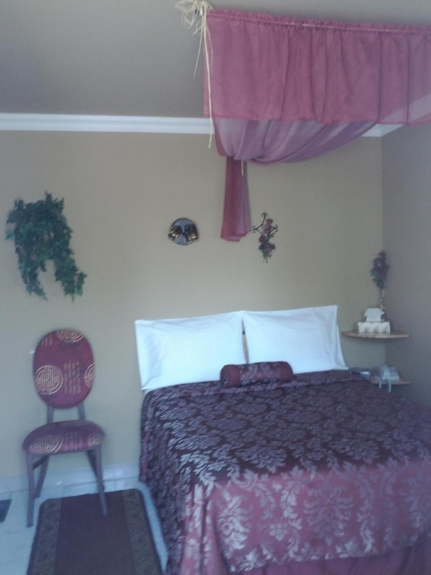 Motel Montgolfiere Jp Сен-Жан-сюр-Ришелье Экстерьер фото