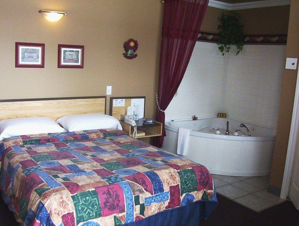 Motel Montgolfiere Jp Сен-Жан-сюр-Ришелье Экстерьер фото