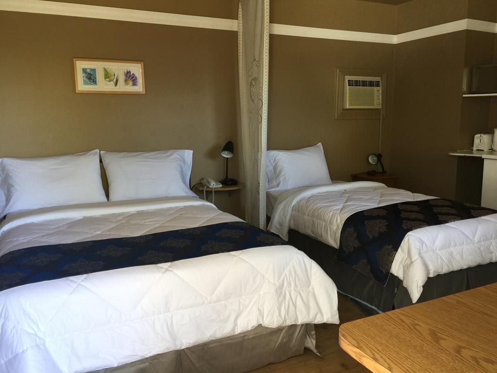 Motel Montgolfiere Jp Сен-Жан-сюр-Ришелье Экстерьер фото